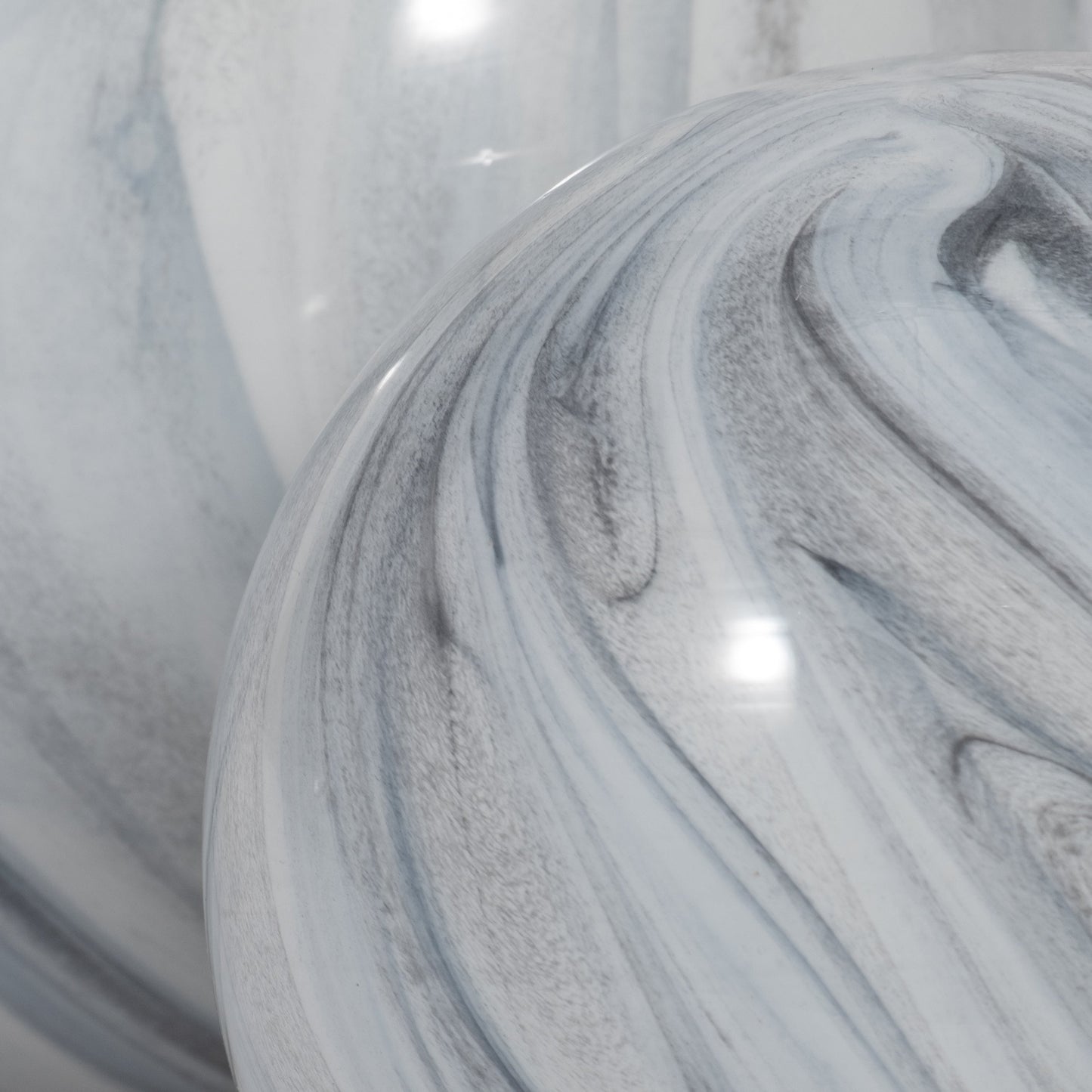 EV19702-03  6" LIAM WHITE MARBLE KNOTS( Sagebrook Home  )