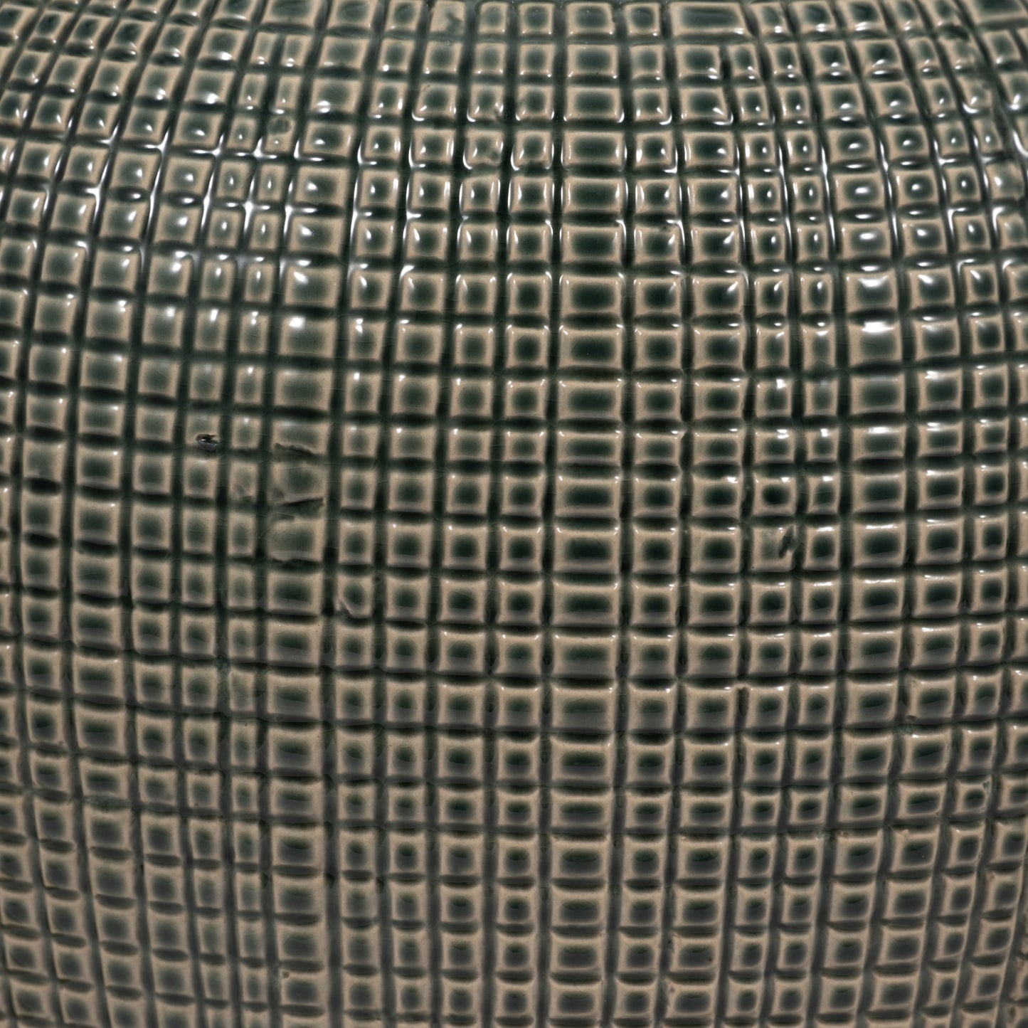 EV19845-01  DOL, 10" OPEN CUT VASE, NAVY( Sagebrook Home  )