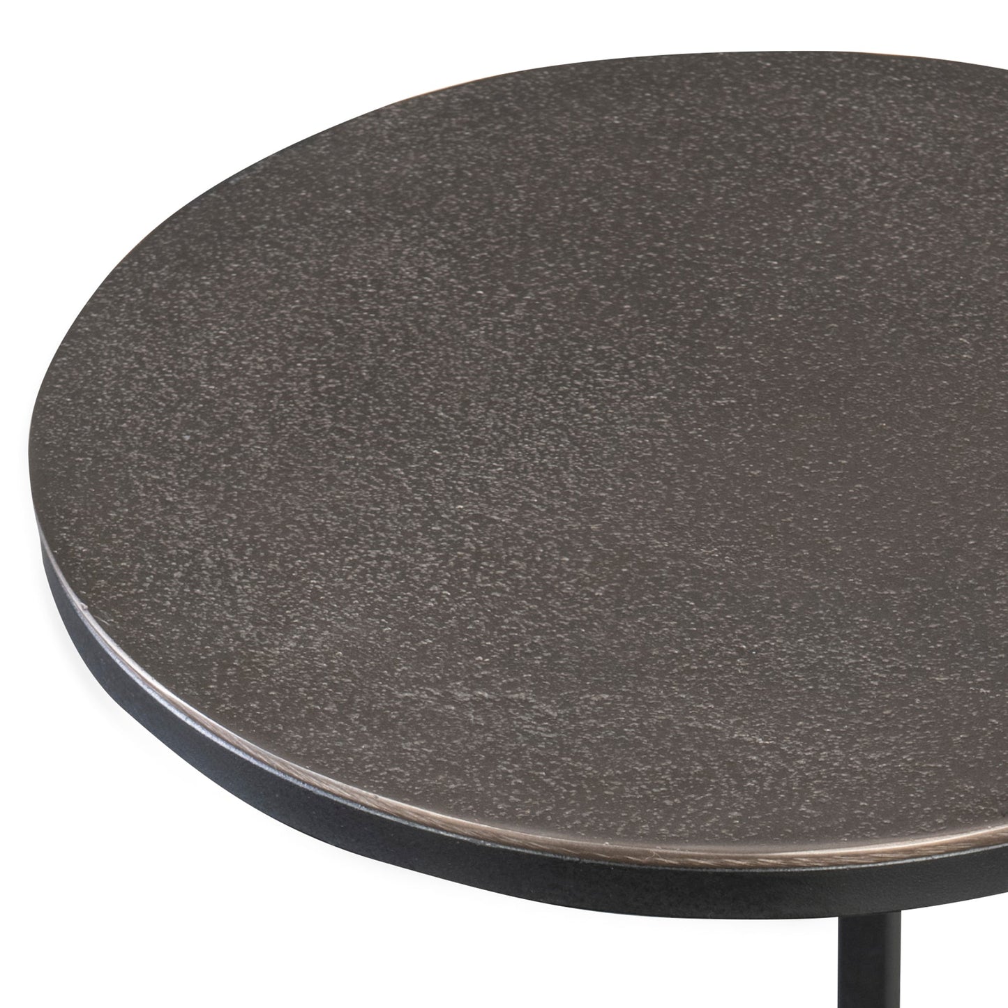 طاولة جانبية/مشروبات من النيكل من بروناي، من شركة Uttermost Brunei