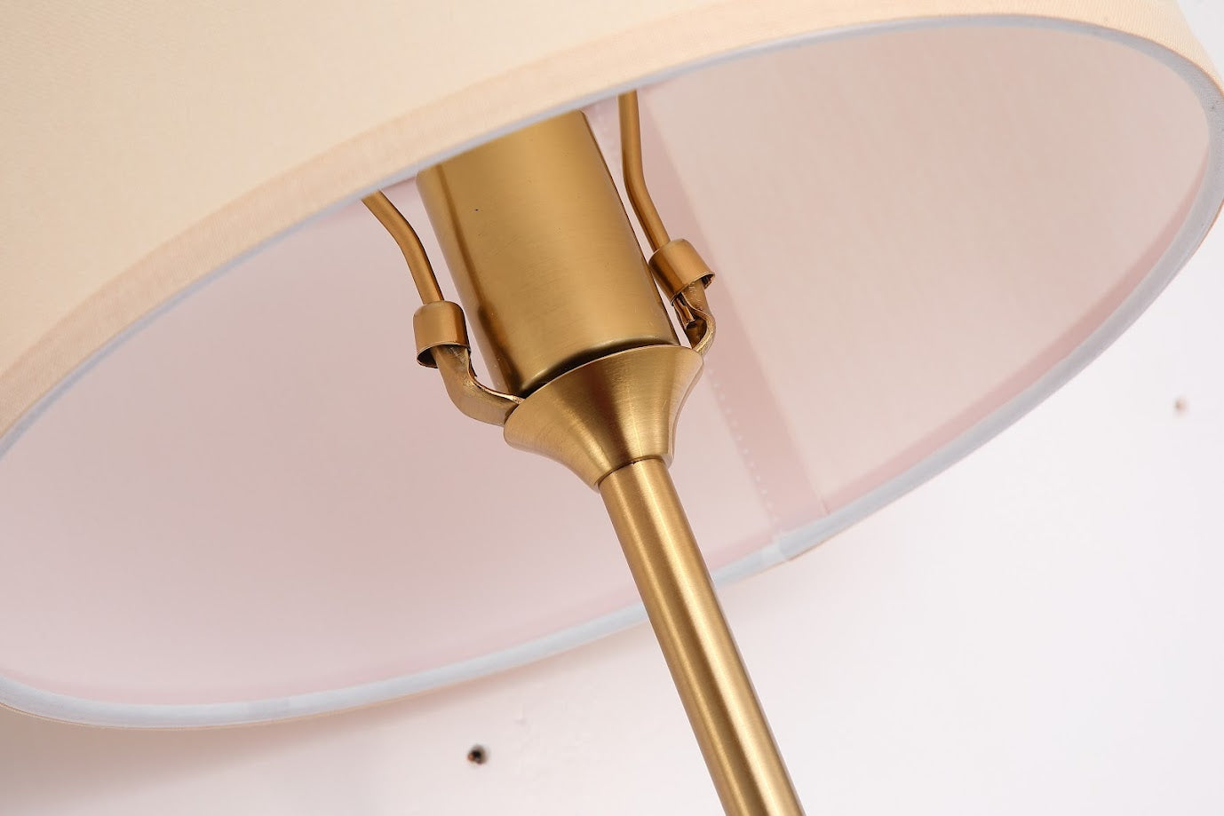 Elara Gold Wall Lamp