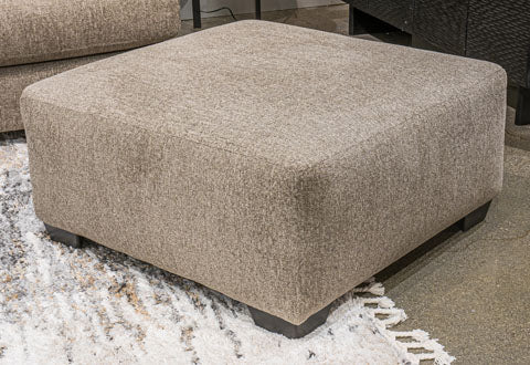 Seyler Lane Oversized Accent Ottoman | Ashley Homestore 4840408