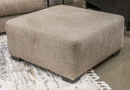 Seyler Lane Oversized Accent Ottoman | Ashley Homestore 4840408