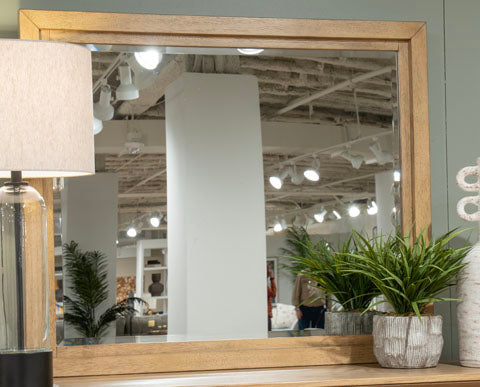 Mirlanda Dresser and Mirror