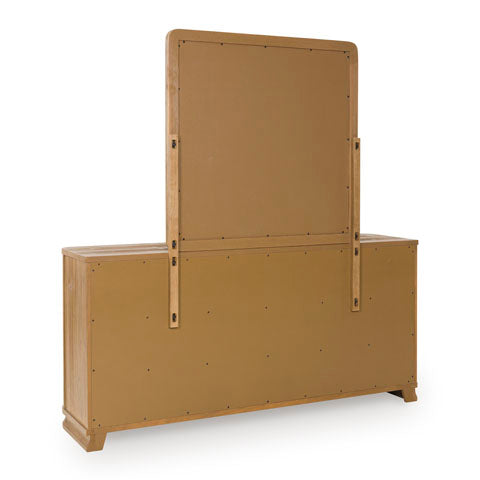 Avelo King Bedroom Set
