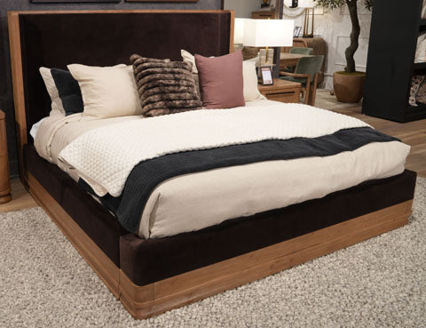 Avelo Queen Bedroom Set