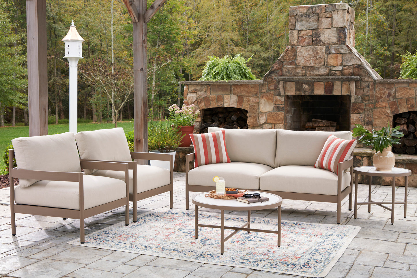 Big Creek Cove Love/Chairs/Tables Set (5/CN)
