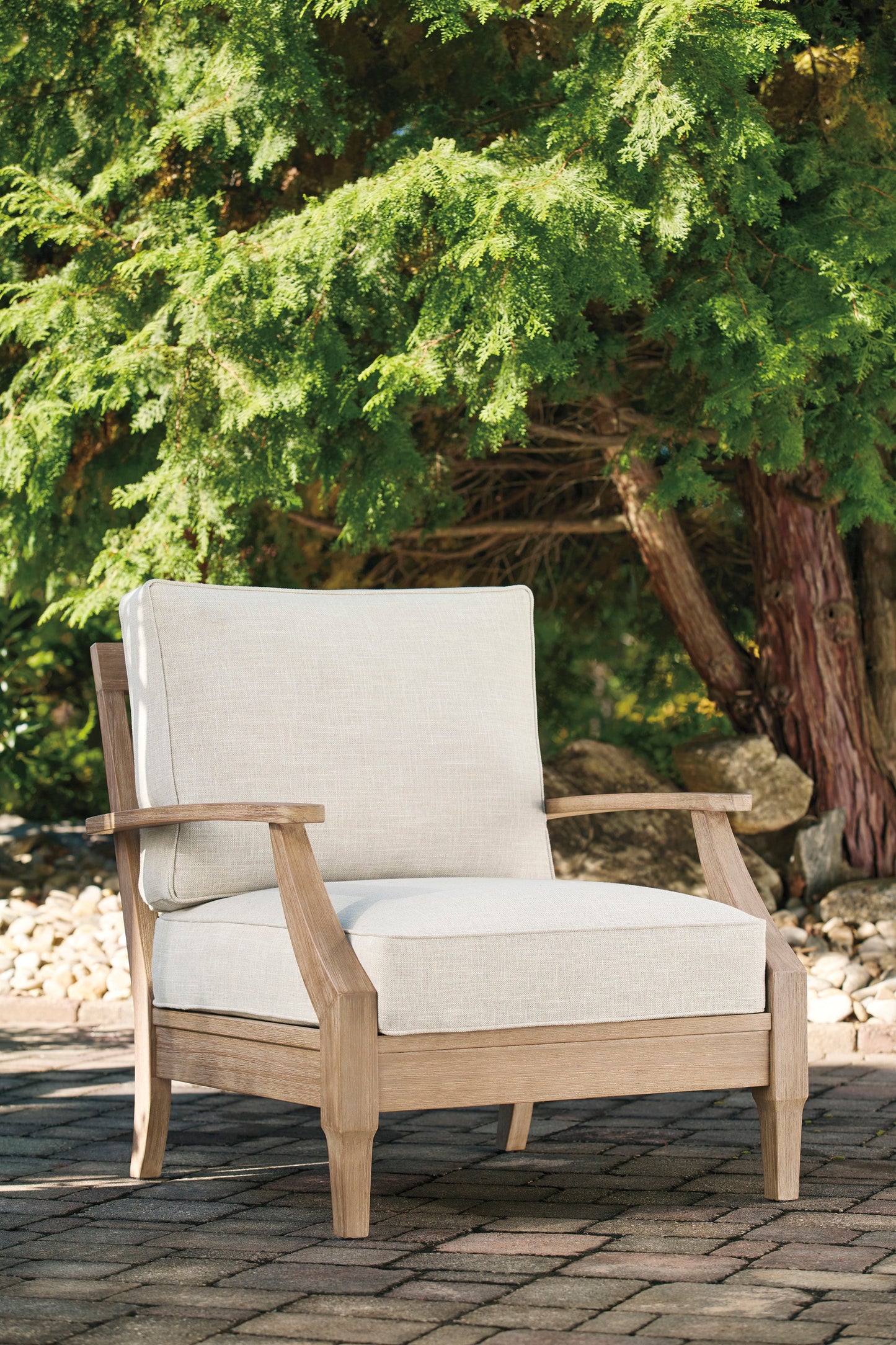 Carter Hall Lounge Chair w/Cushion | Ashley Homestore