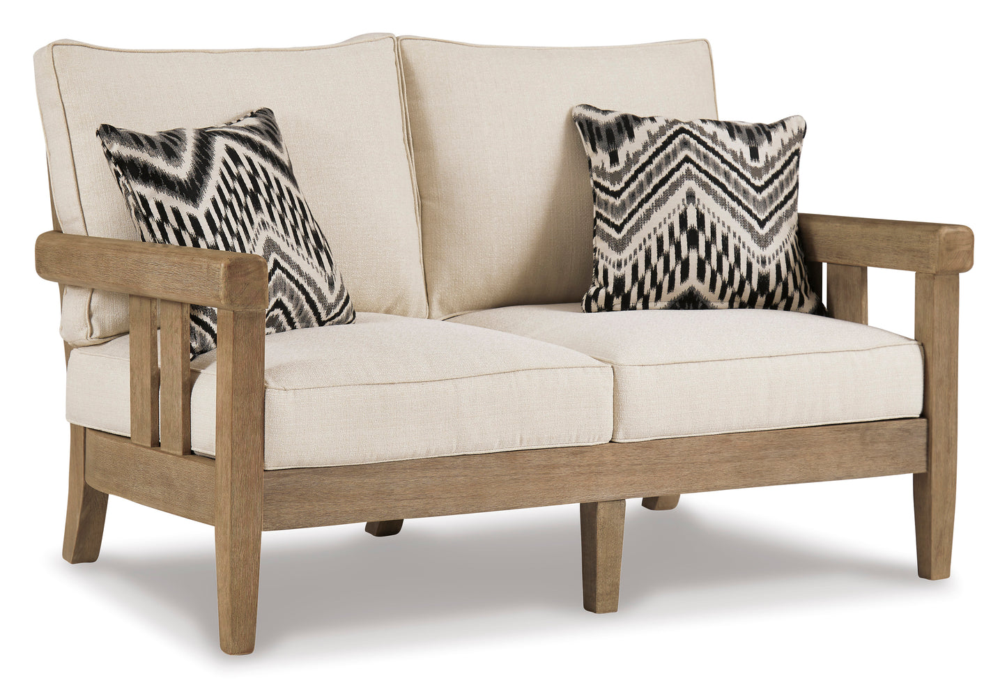 Gerianne Outdoor Set