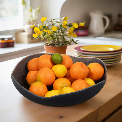 EV19850  FENTON CERAMIC STATUARY( Sagebrook Home  )