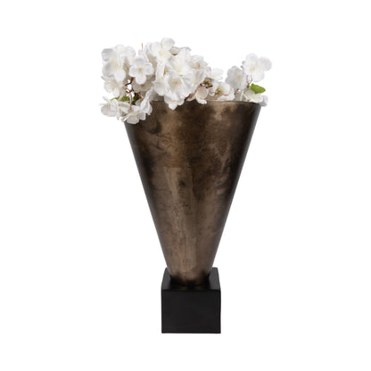 EV19881-02 |19" Cassendra Large Metal Vase, Gold