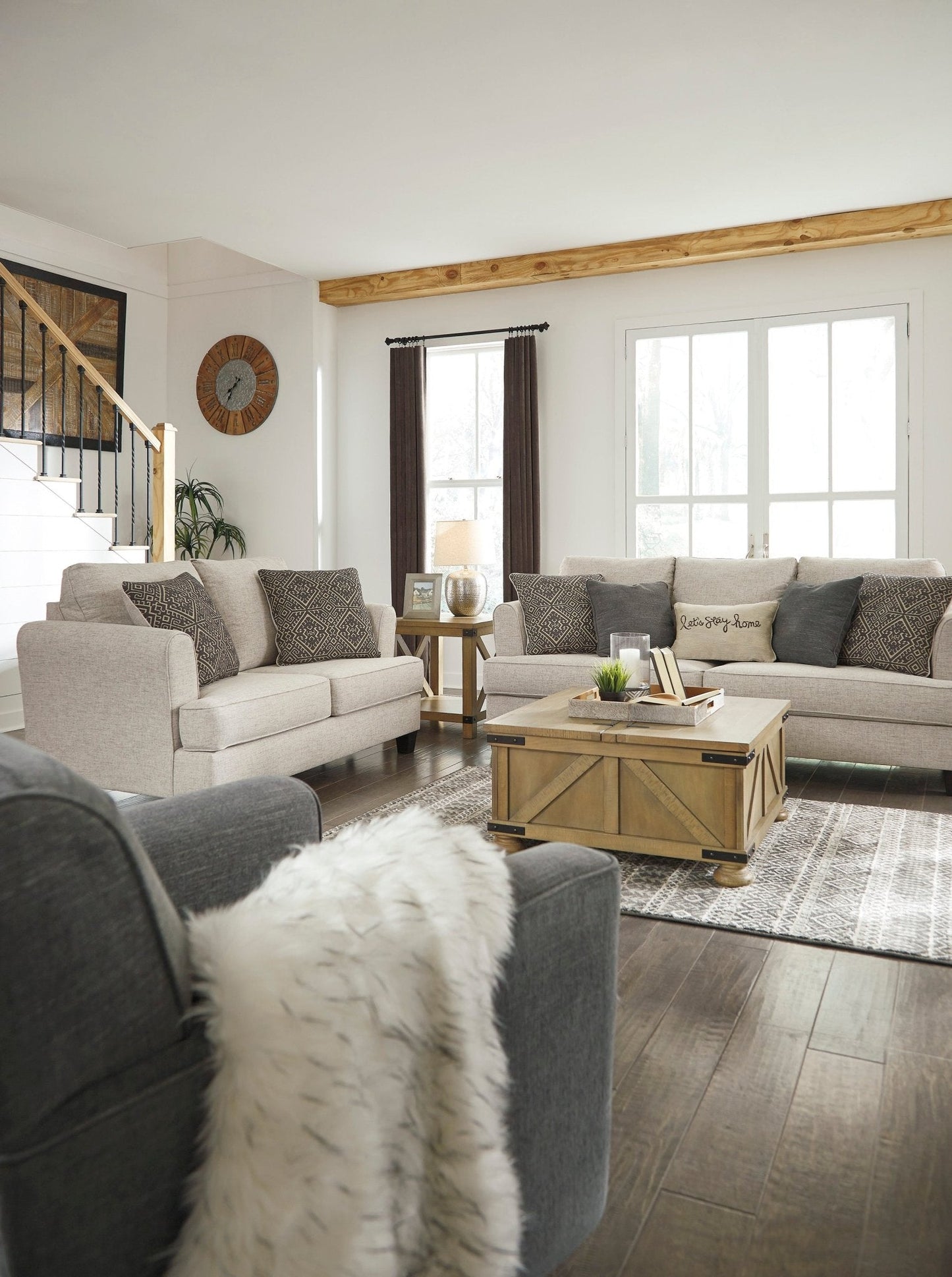 مجموعة غرفة المعيشة ألكونا