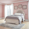 Realyn Full Bedroom Set