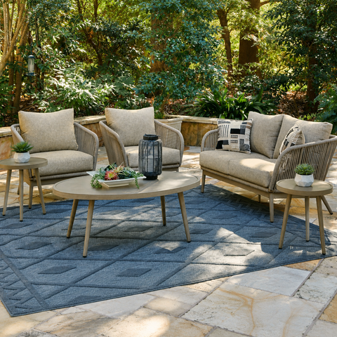 Swiss Valley Outdoor Set