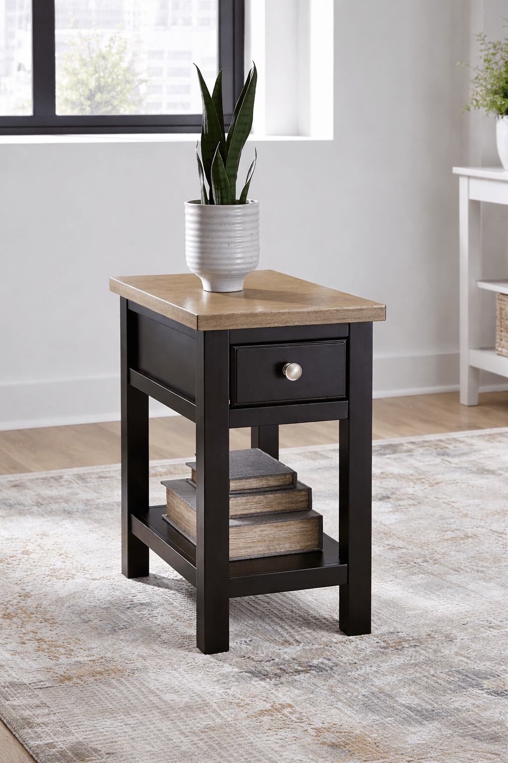 Drazmine Chair Side End Table