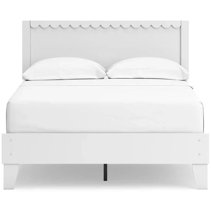 Hallityn Full Panel Platform Bed
