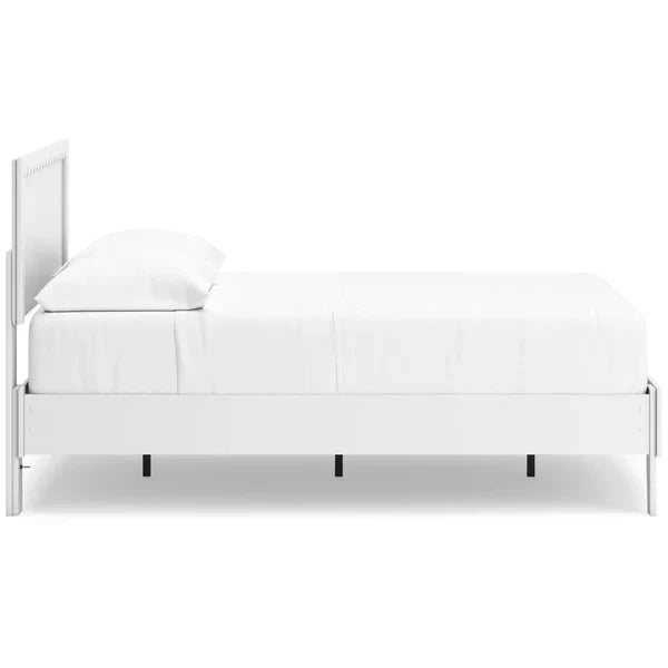 Hallityn Full Panel Platform Bed