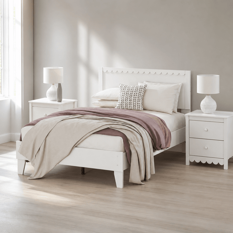 Hallityn Full Panel Platform Bed