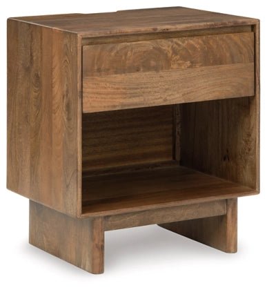Isanti King Panel Bedroom
