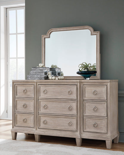 Darimore Desser and Mirror