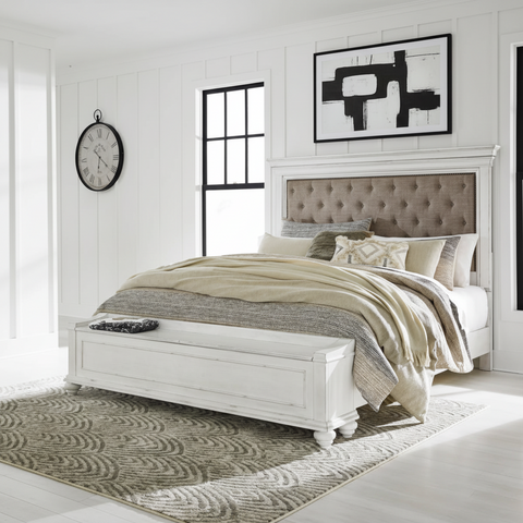 Kanwyn King Panel Bed