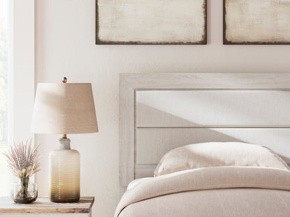 Laigmeyer King Upholstered Bed