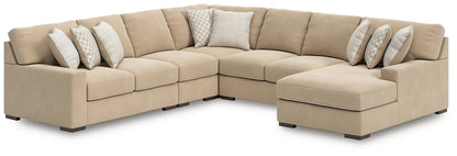 Evenore Loveseat
