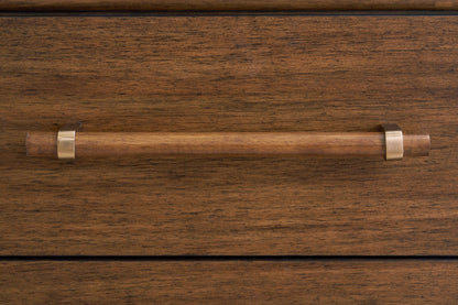 Lyncott King Upholstered Set Package