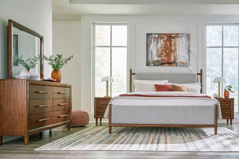 Lyncott King Upholstered Set