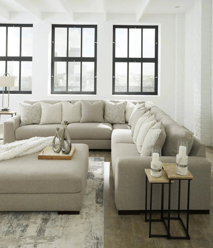 لينديبورو مع طاولات مجانية