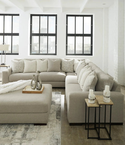 لينديبورو مع طاولات مجانية