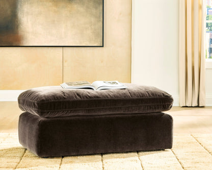 Maxton Heights Oversized Accent Ottoman