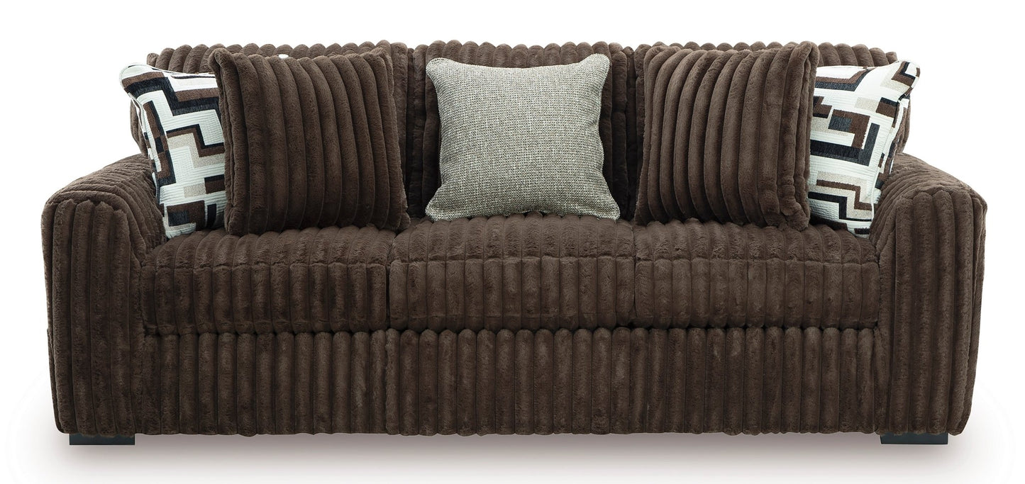 Midnight-Madness Sofa