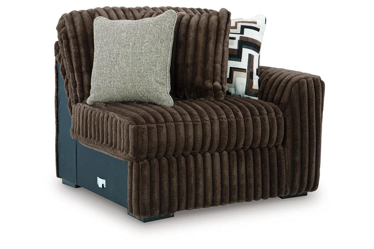 Midnight-Madness 3-Piece Sectional with Chaise S15 