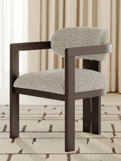 Neo Round Dining Room Set With 4 Arm chairs