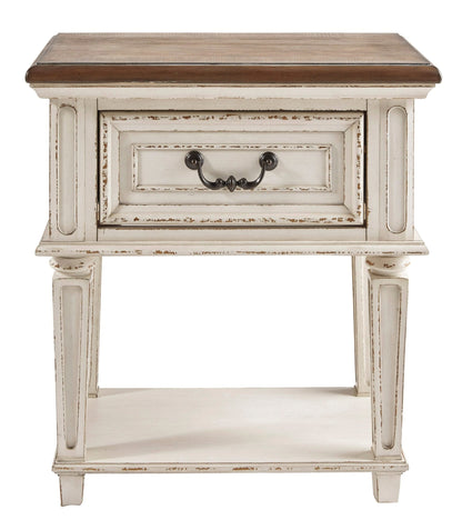 Realyn Full Bedroom Set