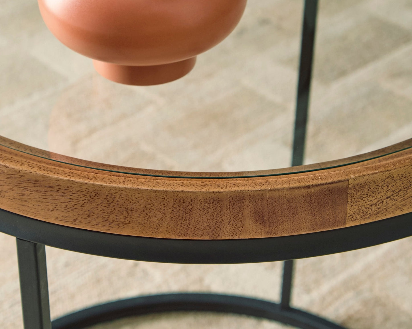 Noraluna Round Cocktail Table
