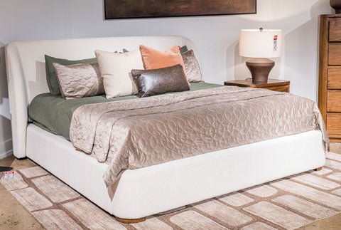 Mirlanda Queen Panel Storage Bed