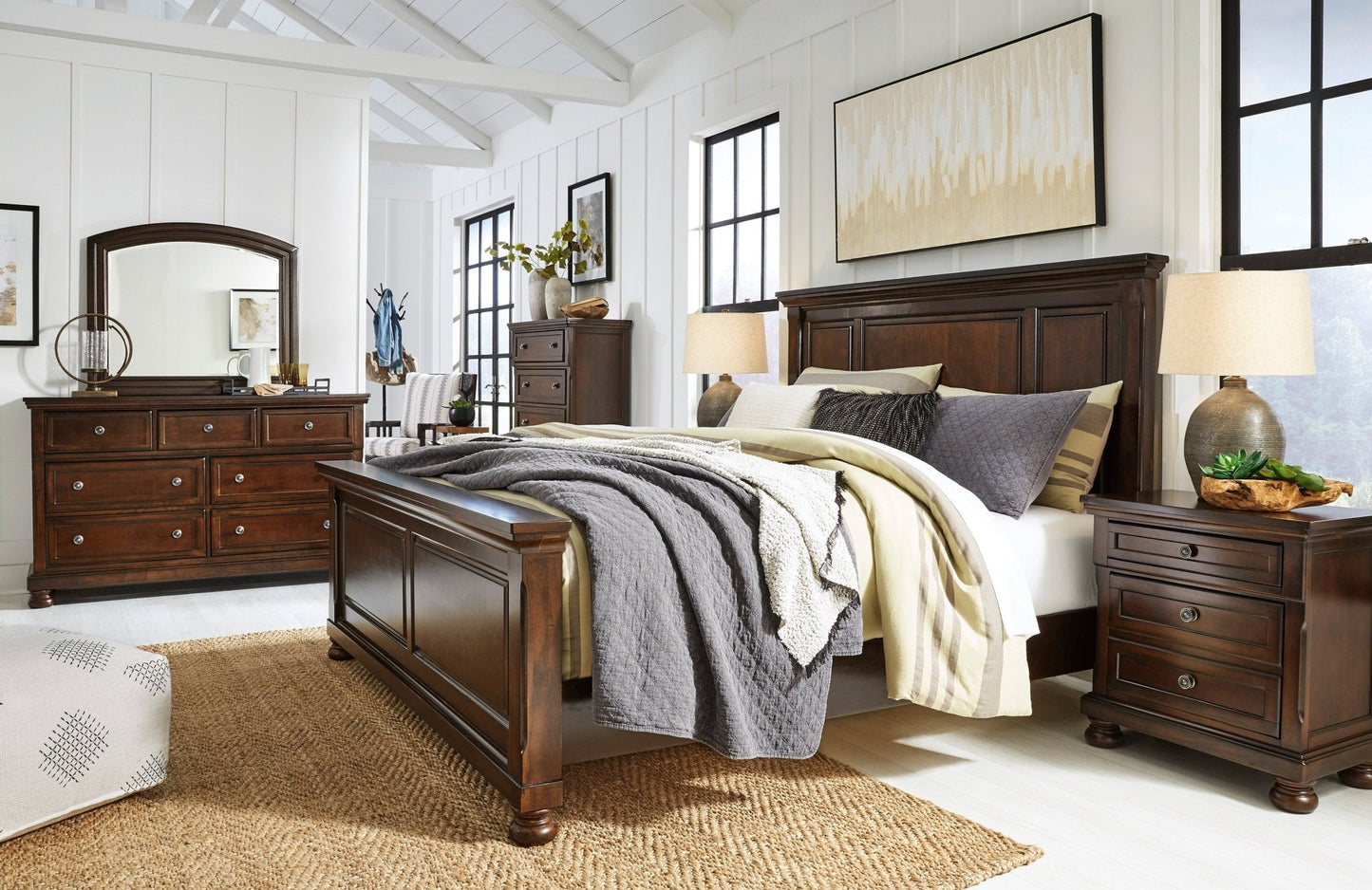 Porter Queen Bed