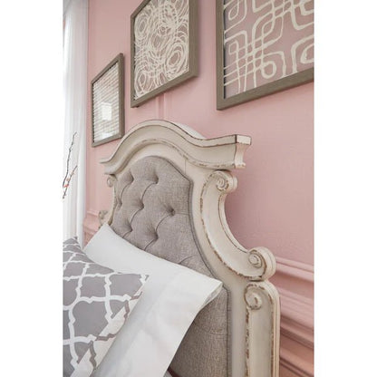 Realyn Twin Bed