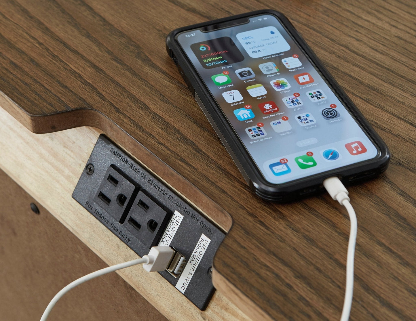 Roanhowe King Bedroom Set Package