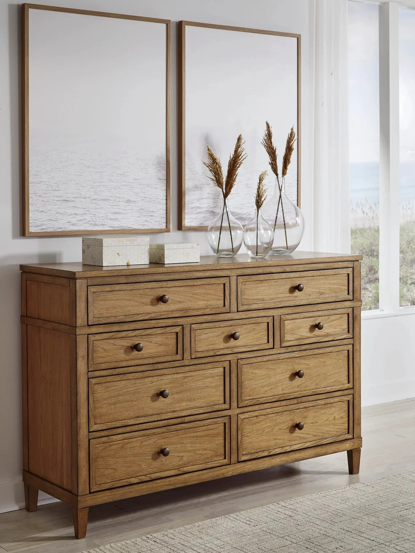 Sharlance Bedroom Set with Chest