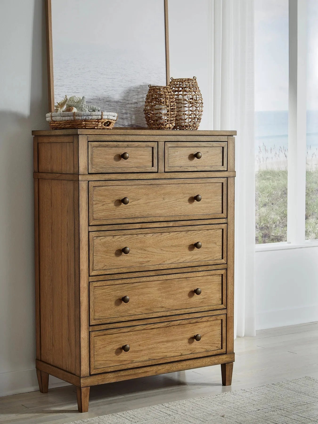 Sharlance Bedroom Set with Chest