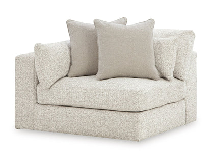 Stonecroft Manor 4-Piece Sectional