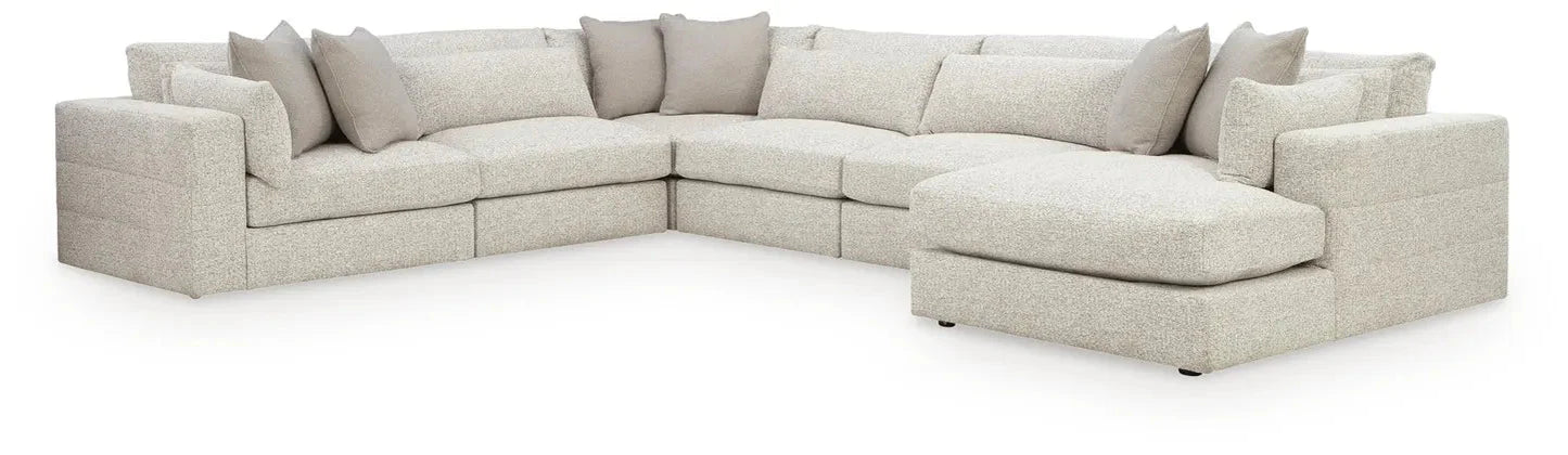 Rawcliffe Sectional with FREE RUG
