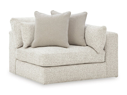 Stonecroft Manor 6-Piece Sectional with Chaise