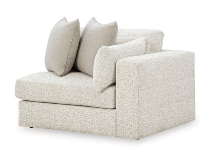 Stonecroft Manor 4-Piece Sectional