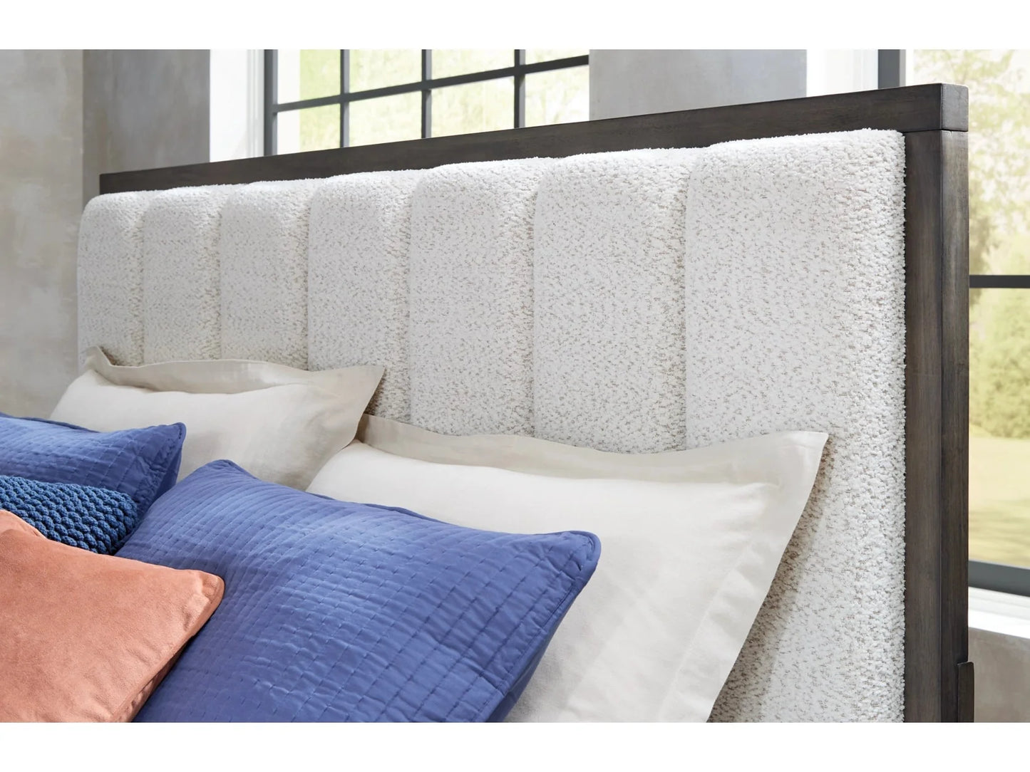 Westonfort King Upholstered Panel Bed