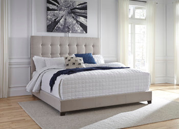 Ashley Homestore |KING BED B130-582